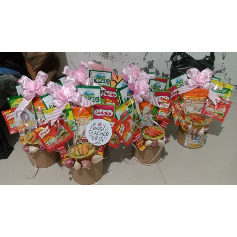 

PARCEL HARI GURU/HAMPERS NATAL/HAMPERS LEBARAN