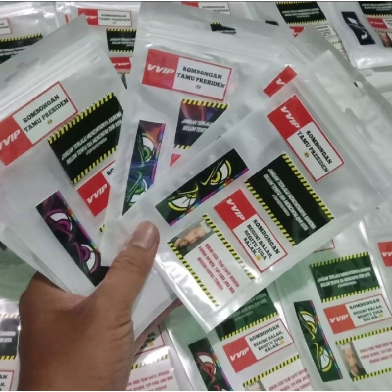 

Stiker Banner Miniatur Bus