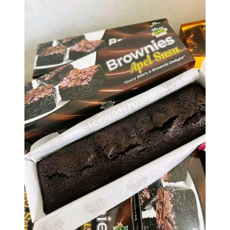 

Brownis apel susu