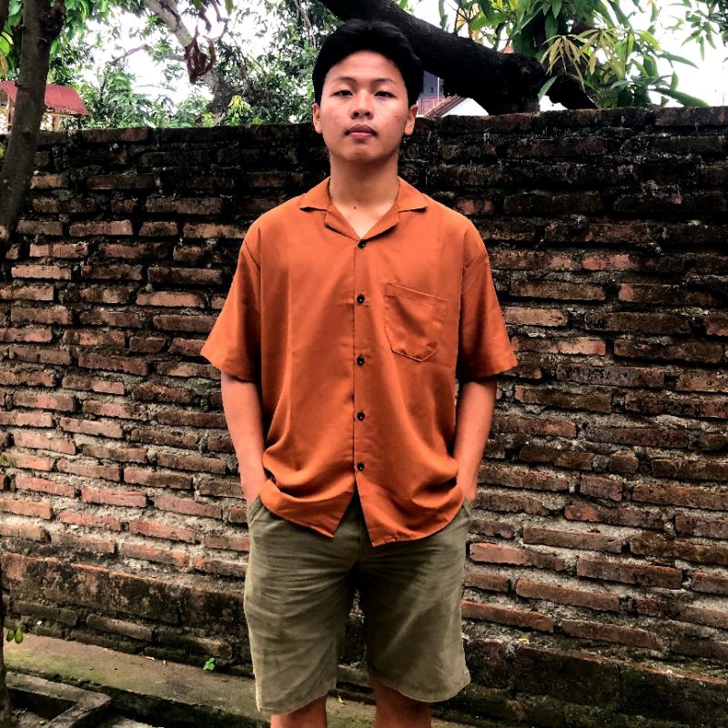Kemeja Pria Hawai Keren Outfit Cowok Terbaru Korean Style