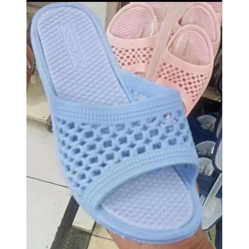 BATA Sendal Sandak Mami Karet