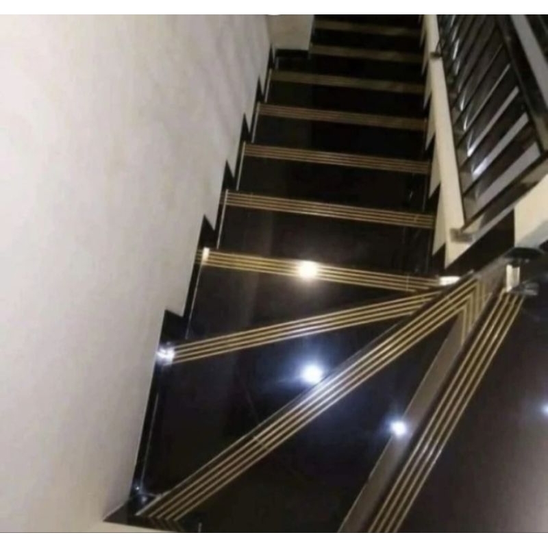 Granit tangga hitam polos garis emas 30×80+20×80