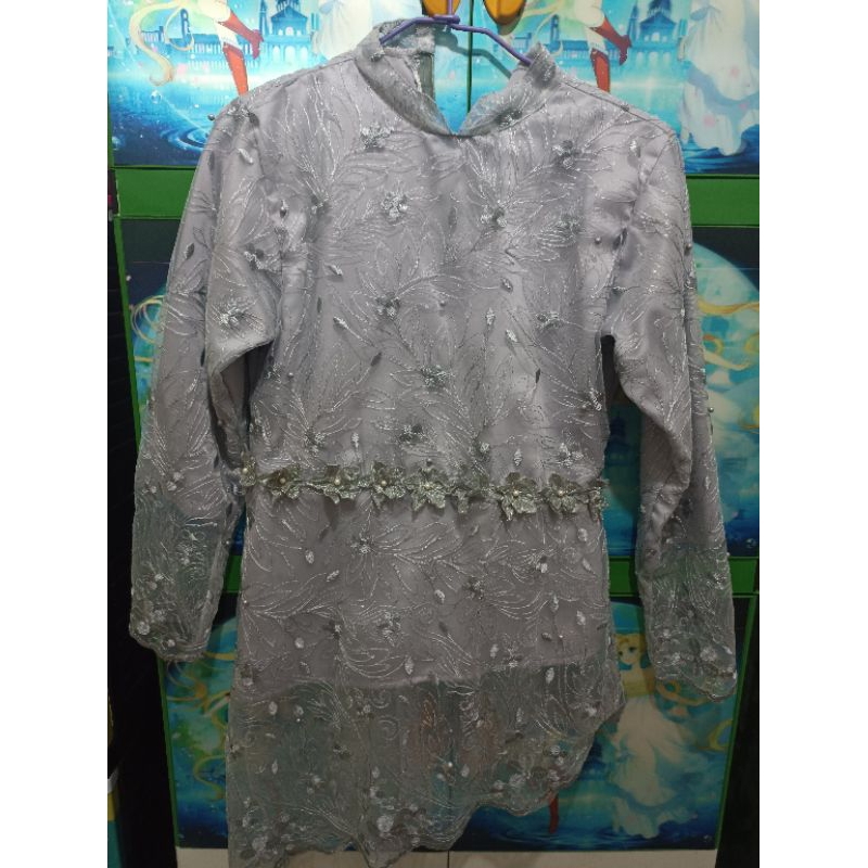 preloved kebaya brokat
