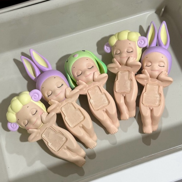 READY INA - Sonny Angel Animals Hippers Reg Series Dinosaur Series Dreaming Hippers Dog Time Sonny A