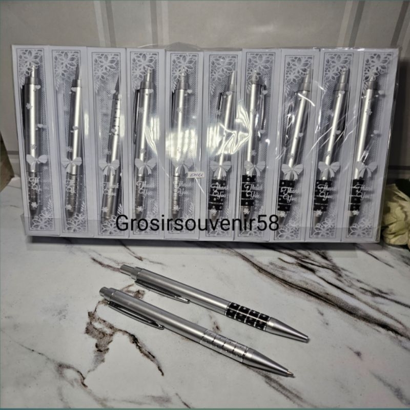 

Al ( isi 50PCS ) PULPEN A2 SILVER KEMASAN MIKA