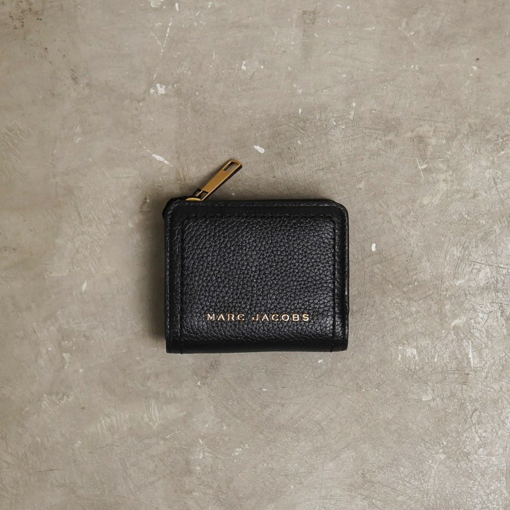 Dompet MARC JACOBS LEATHER PLAIN BLACK BIFOLD WALLET 100% ORIGINAL