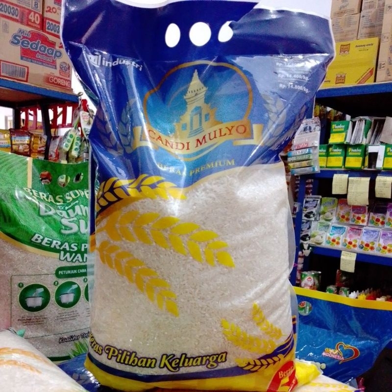 

BERAS PREMIUM CANDI MULYO 5KG