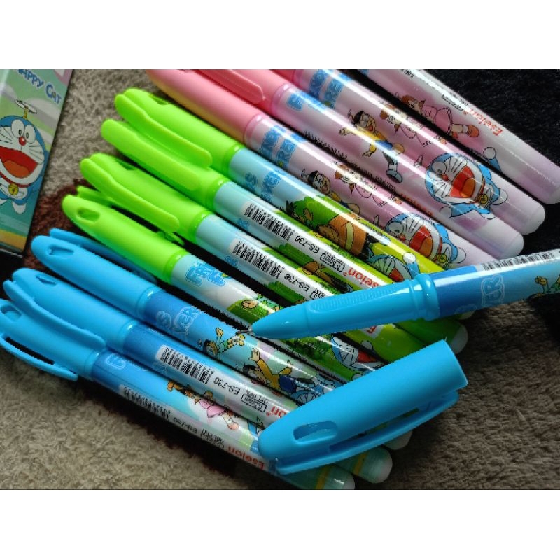 

Pen Gel / Pulpen Gel / Bulpen Gel / Pena Gel Hitam 0.5 mm Eselon 736 Motif