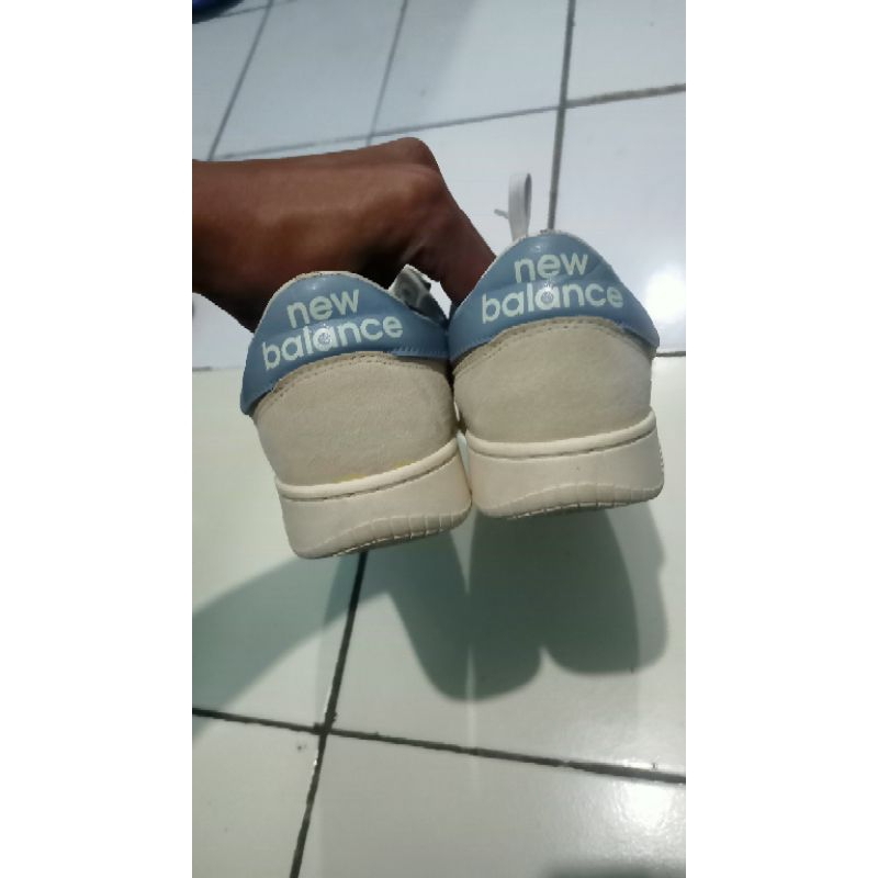 SEPATU NEW BALANCE PRO CT