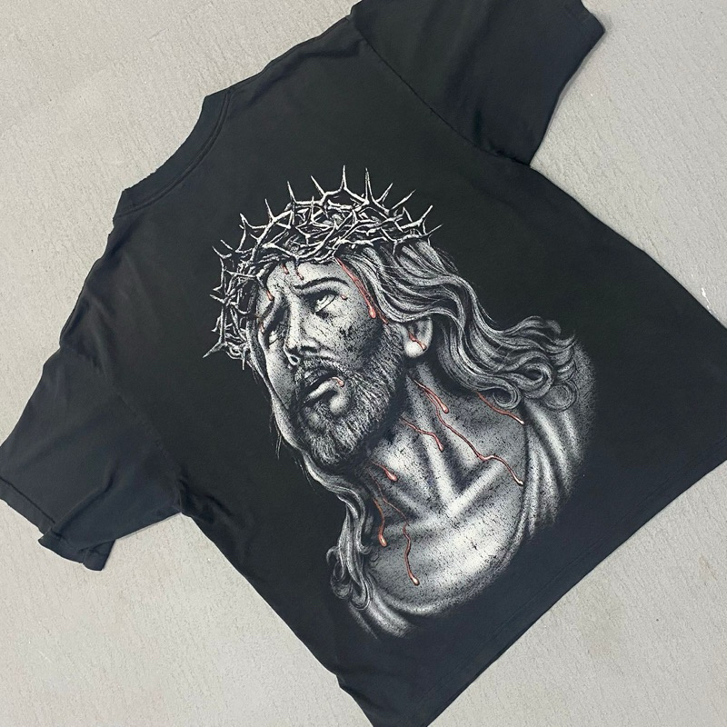 Vintage Jesus Christ Crown of Thorns / Jesus Tee