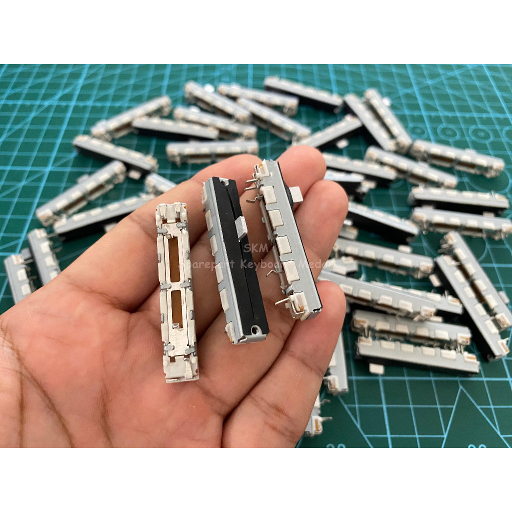 POTENSIO GESER MASTER VOLUME KN2400 KN2600 - ORIGINAL (MEREK ALPS)