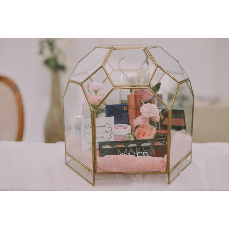 

6pcs box hantaran terarium (preloved)