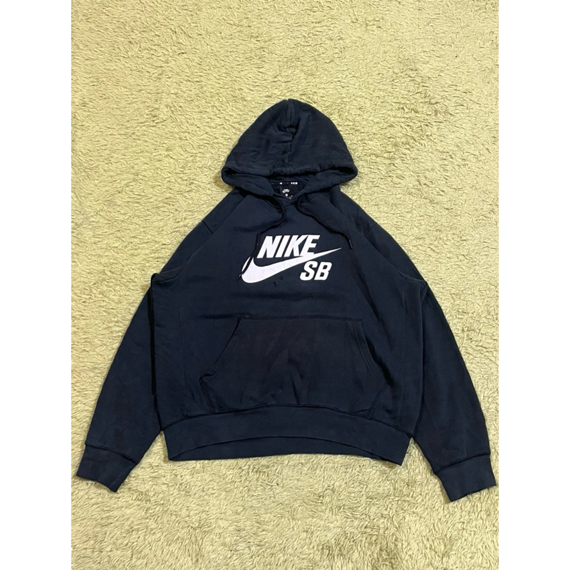 Nike SB Hoodie Hitam