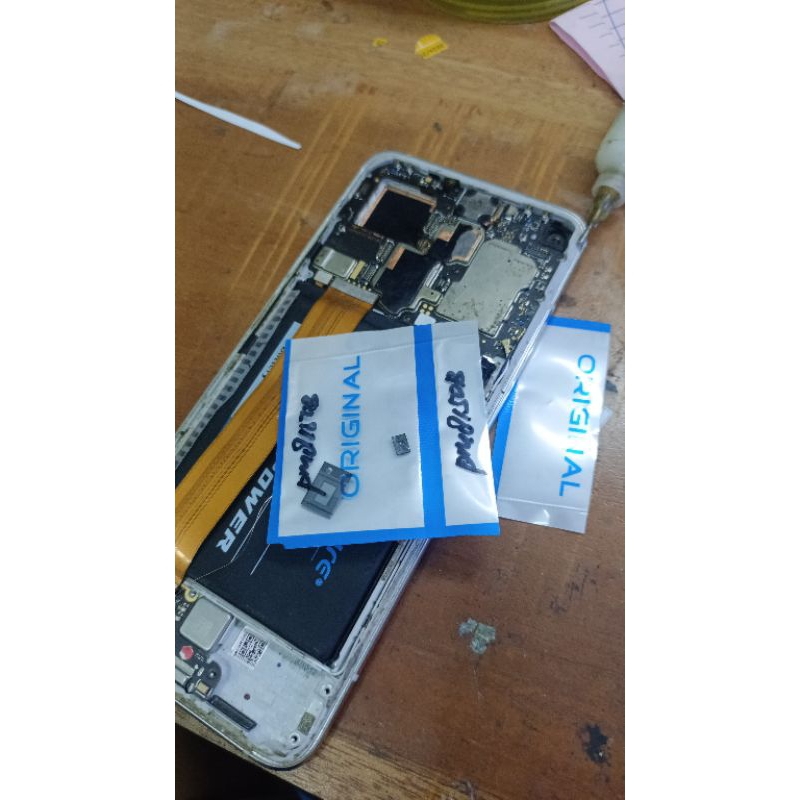 Mi 10t minus matot LCD aman