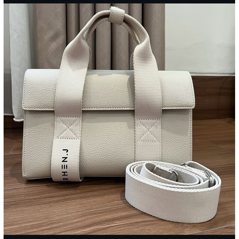 Preloved MarhenJ Ludy ori cream white