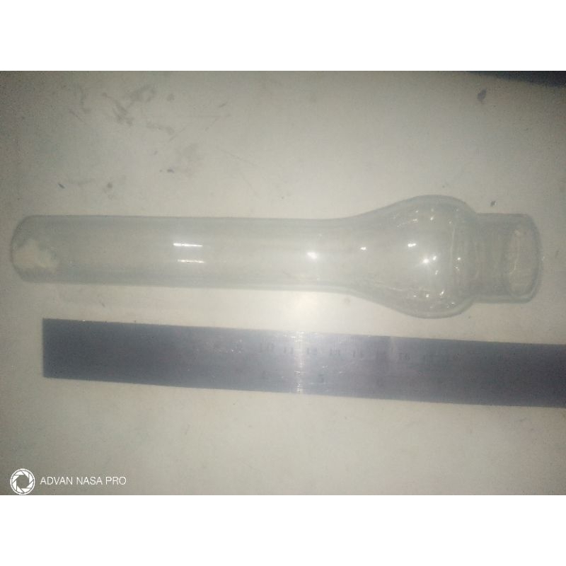 kaca semprong kecil untuk lampu minyak tanah dinding gantung tembok