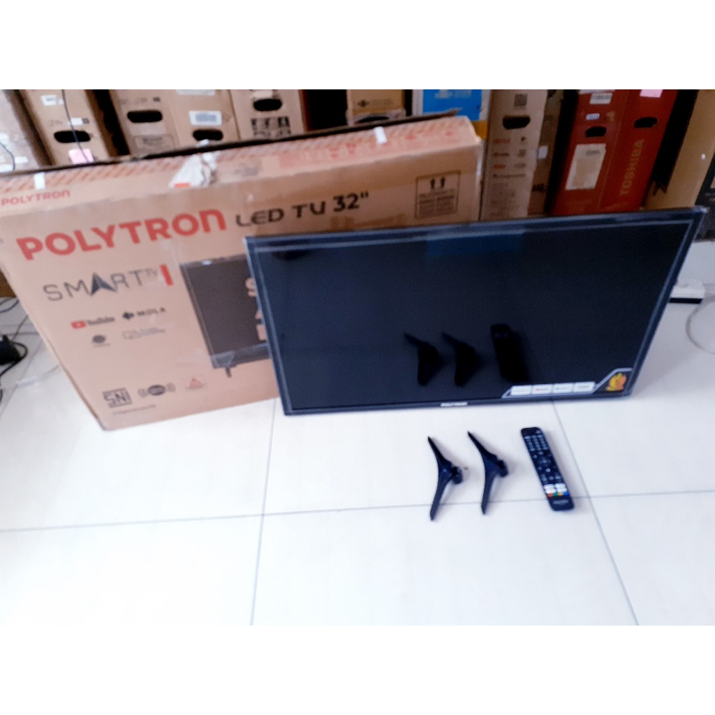 TV LED SMART POLYTRON 32 INCHI YOUTUBE WIFI KONDISI MASIH MUWLUS SEPERTI BARU 3670