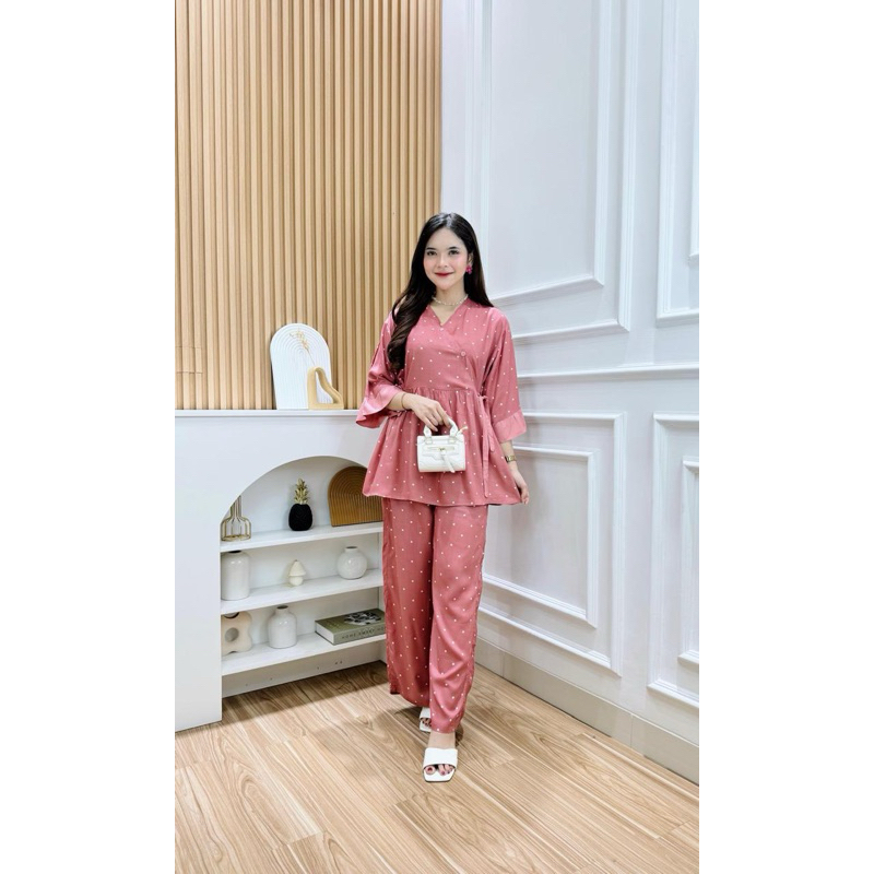 medina set kanaya/ oneset medina kanaya/oneset ruffle kanaya/ oneset katun/ oneset kemeja kanaya/one