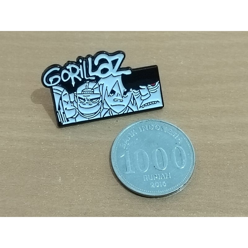 PIN ENAMEL . ROCK BAND . GORILLAZ