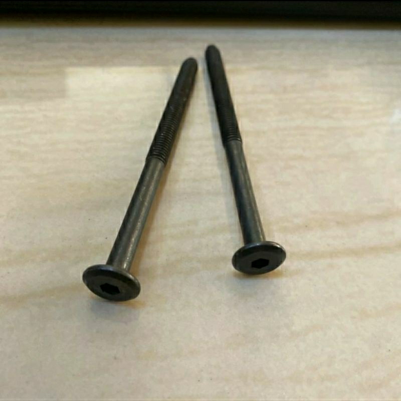 Baut JCBC M6×90 Hitam Baut Knock down