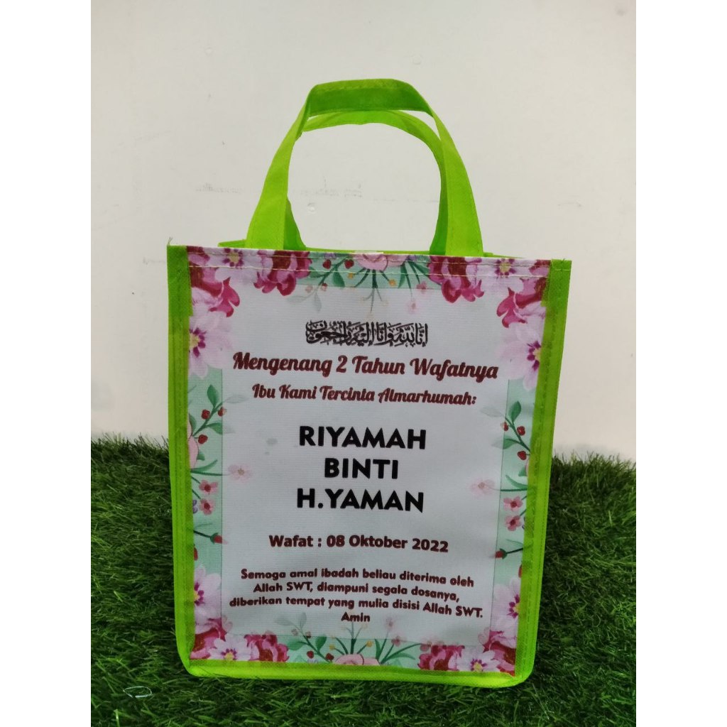 

Tas Hajatan/Tas Berkat/ ukuran 25x10x30