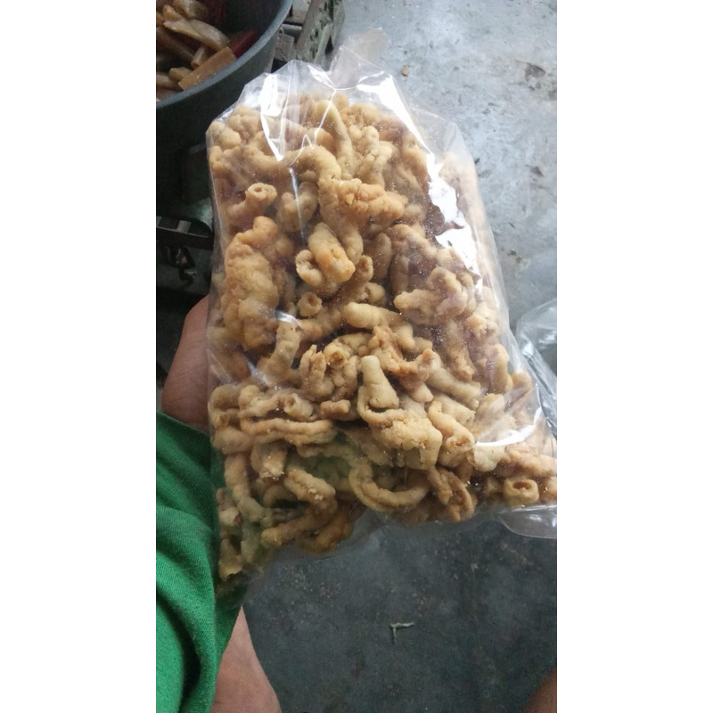 

kripik usus 500 gram