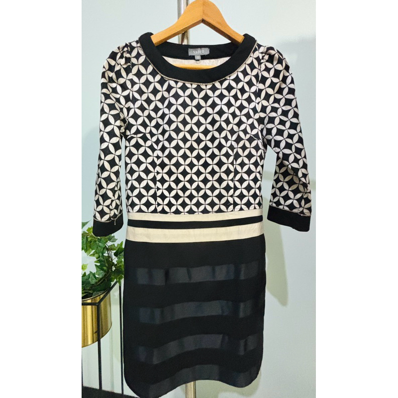 mini dress preloved / mini dress branded/baju pesta wanita