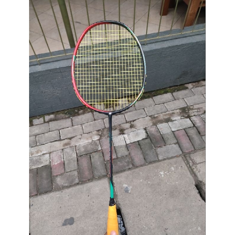 raket yonex astrox 68D original