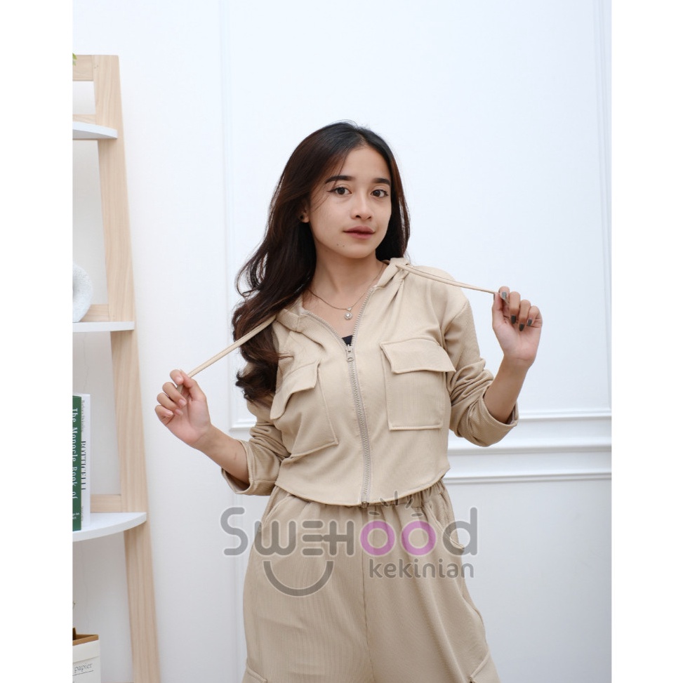 Yura Jaket Hoodie Knit Crop Top Fashion Outfit Jacket Wanita Kekinian Korean Style