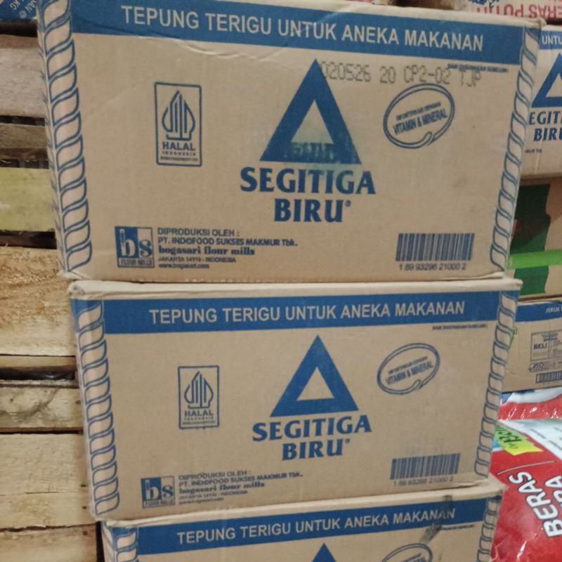 

terigu segitiga biru 1kg per dus(12pcs)