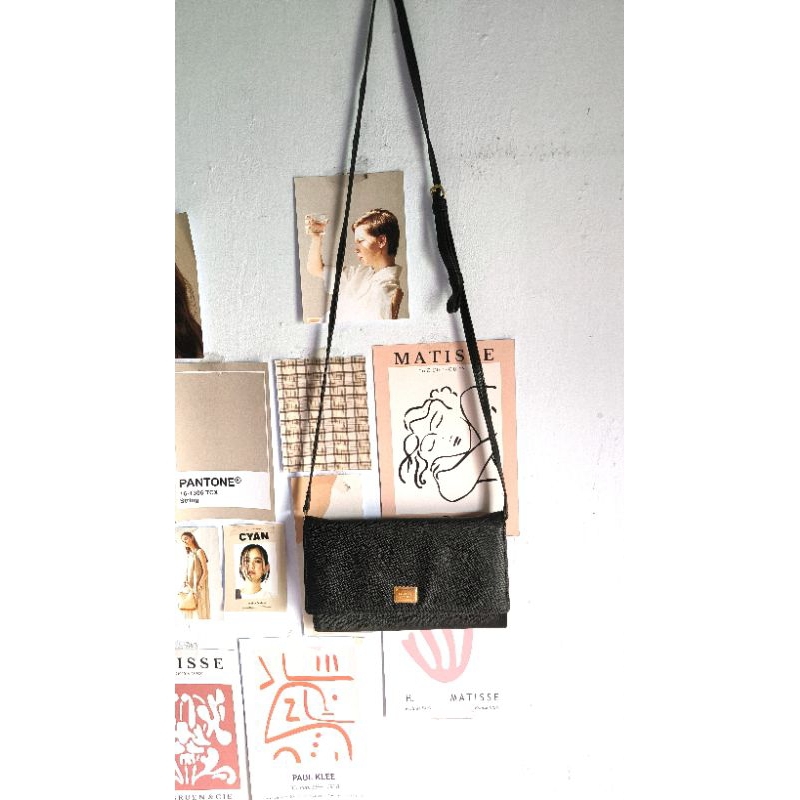 Sling bag Lovcat Paris hitam kulit saffiano Lovecat tas selempang clutch