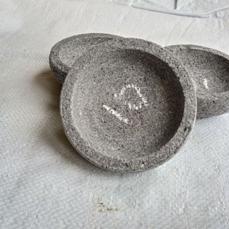 Cobek Batu Mini 10 Cm Wadah Sambal Coet Batu Merapi