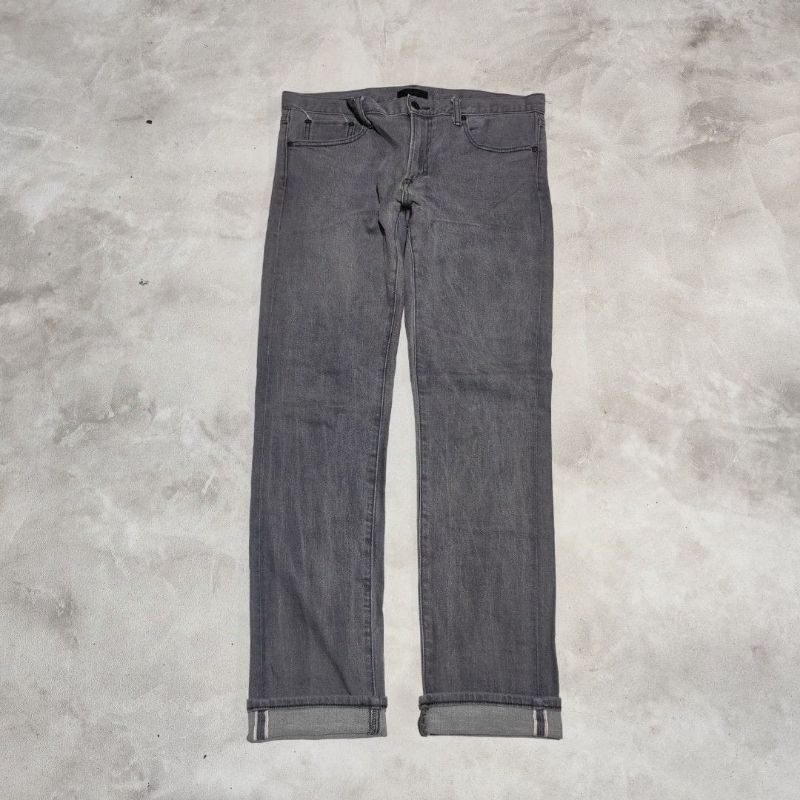 Celana panjang denim jeans pria uniqlo0 selvedge