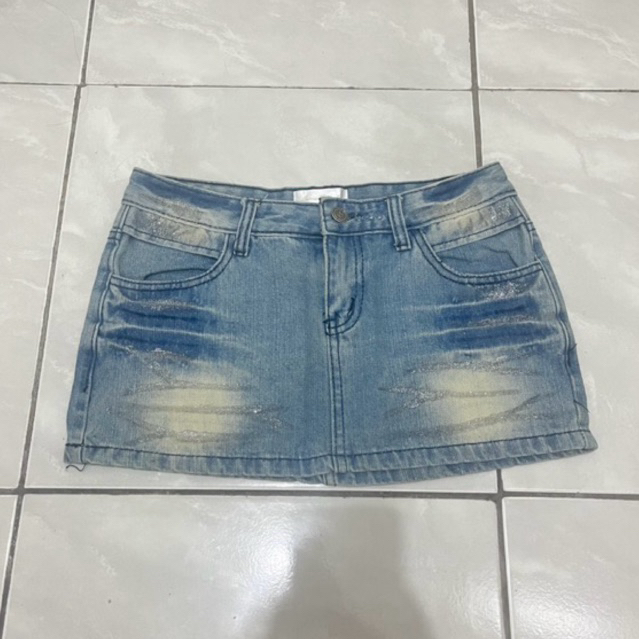 preloved Korean mini skirt sexy light blue jeans denim rok pendek biru glitter y2k