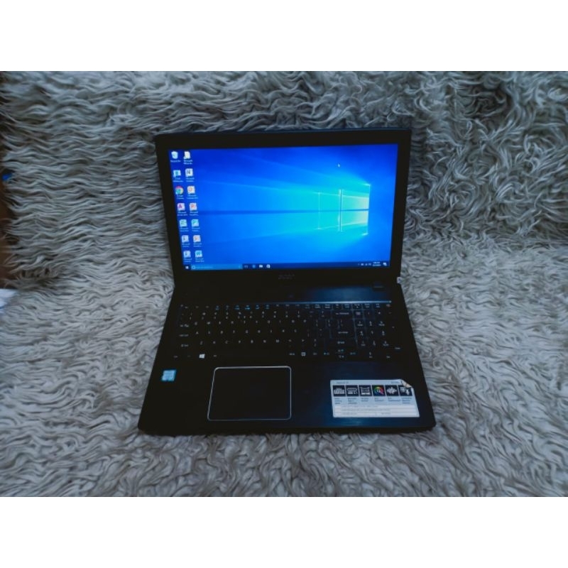 Laptop Acer Aspire E5-575 Ram 4gb Double Hardisk Core i3 gen6 Siap pakai