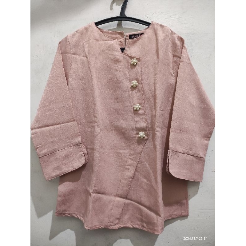 Baju Atasan Wanita | Baju Wanita | Baju Preloved | Kemeja Wanita | Preloved | Baju Wanita Preloved