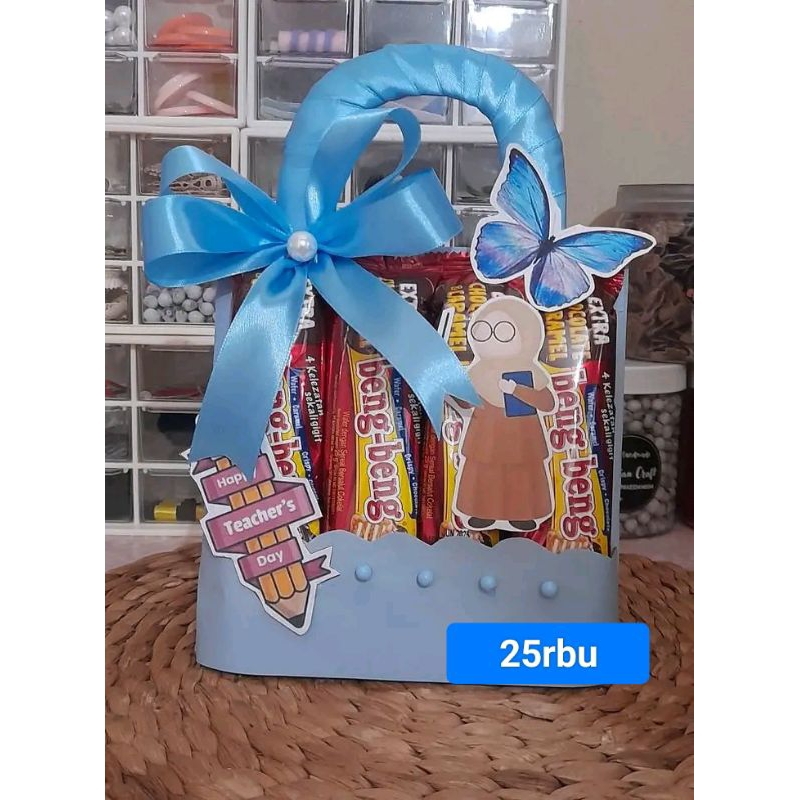gift untuk hari guru bentuk tas lucu