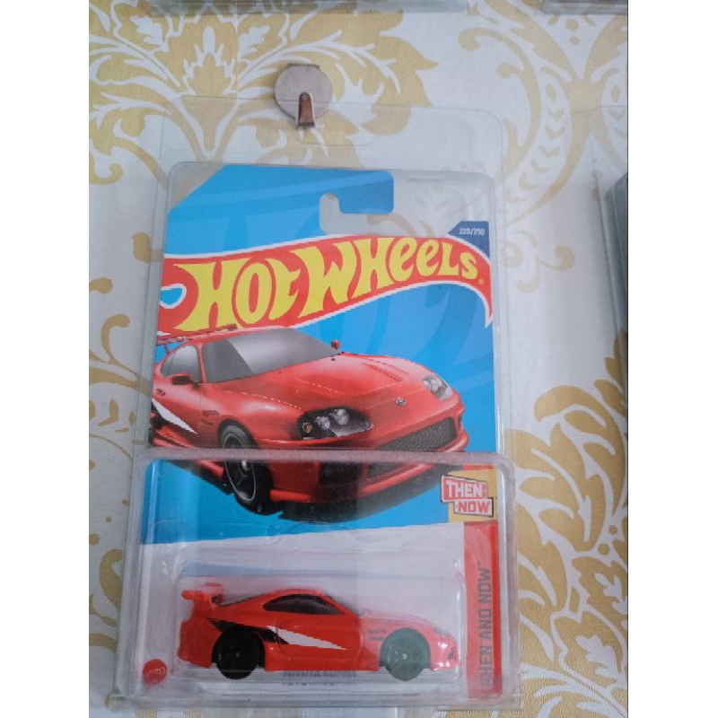 Hot wheels Supra
