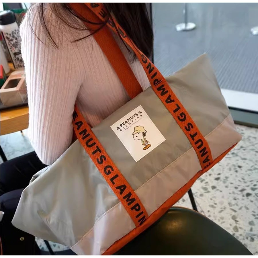 Tas Serbaguna Peanuts Glamping | Snoopy Peanuts Glamping Big Shopping Bag