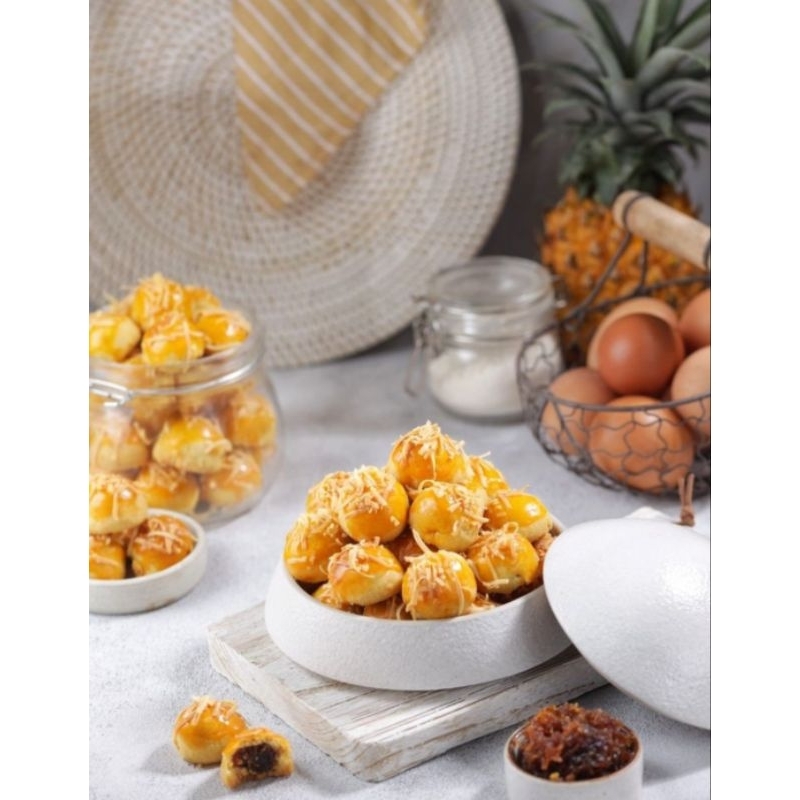 

Nastar Nanas / Blueberry