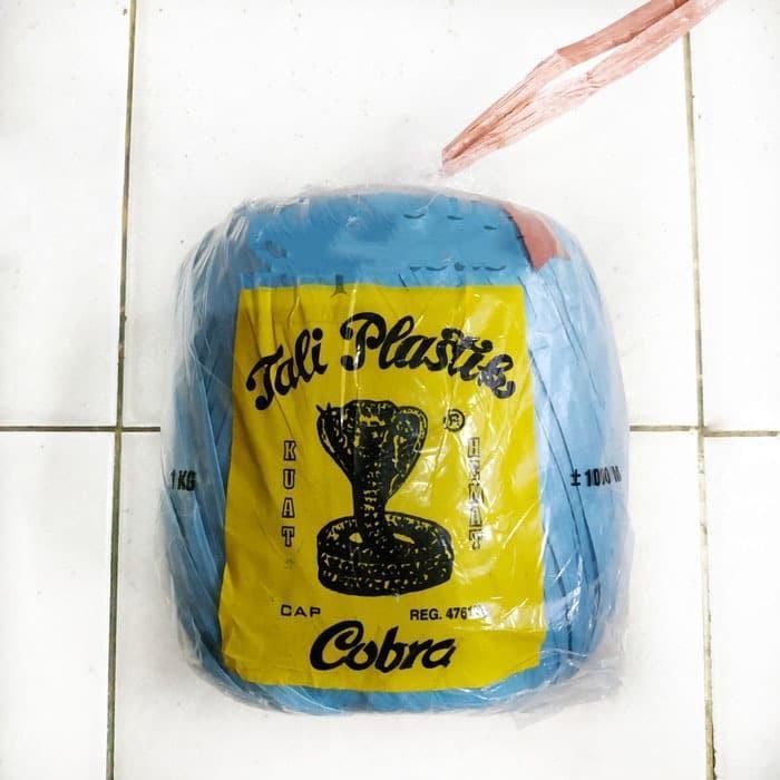 

Tali Plastik Rafia Cobra 1 Gulung Besar Warna (1 kg)