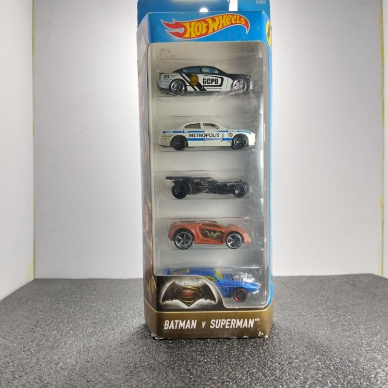 Hot Wheels Gift Pack Batman VS Superman