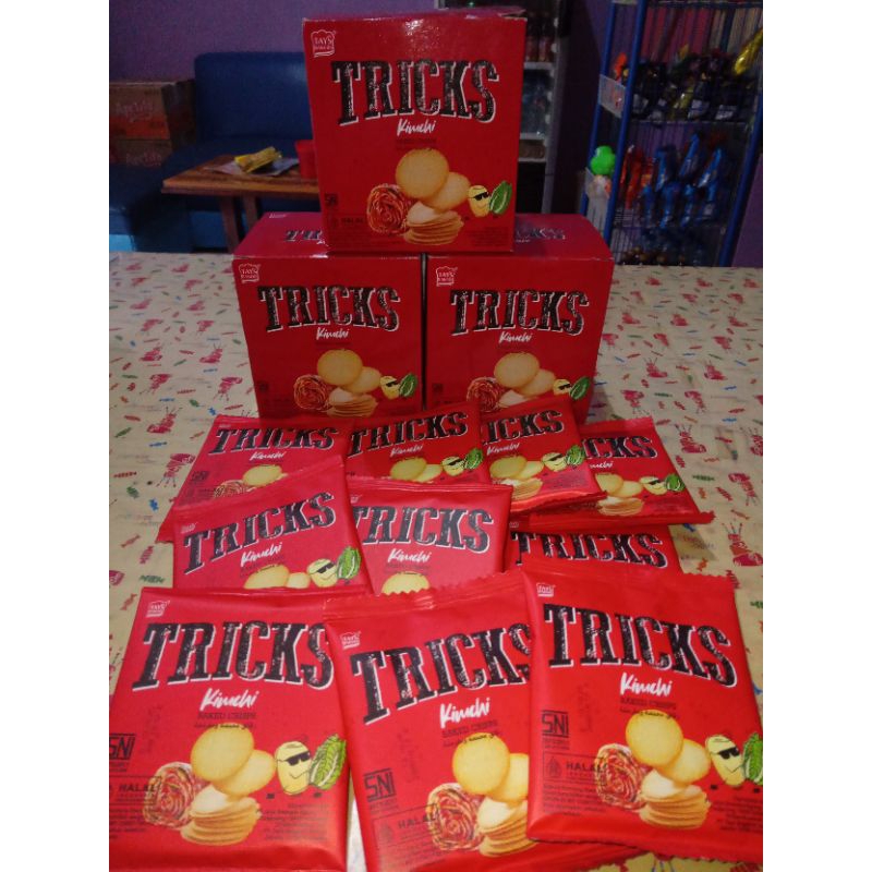 

TRICKS BAKED CRISP 1BOX ISI 10PCS