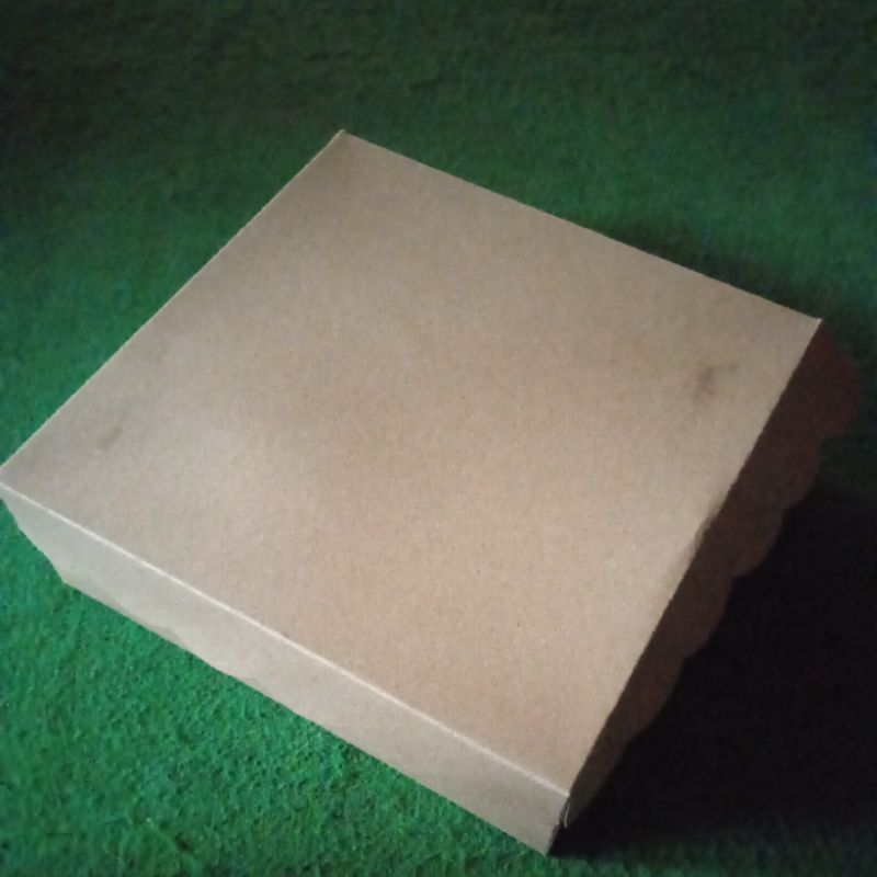 Kardus makan coklat 18x18x7