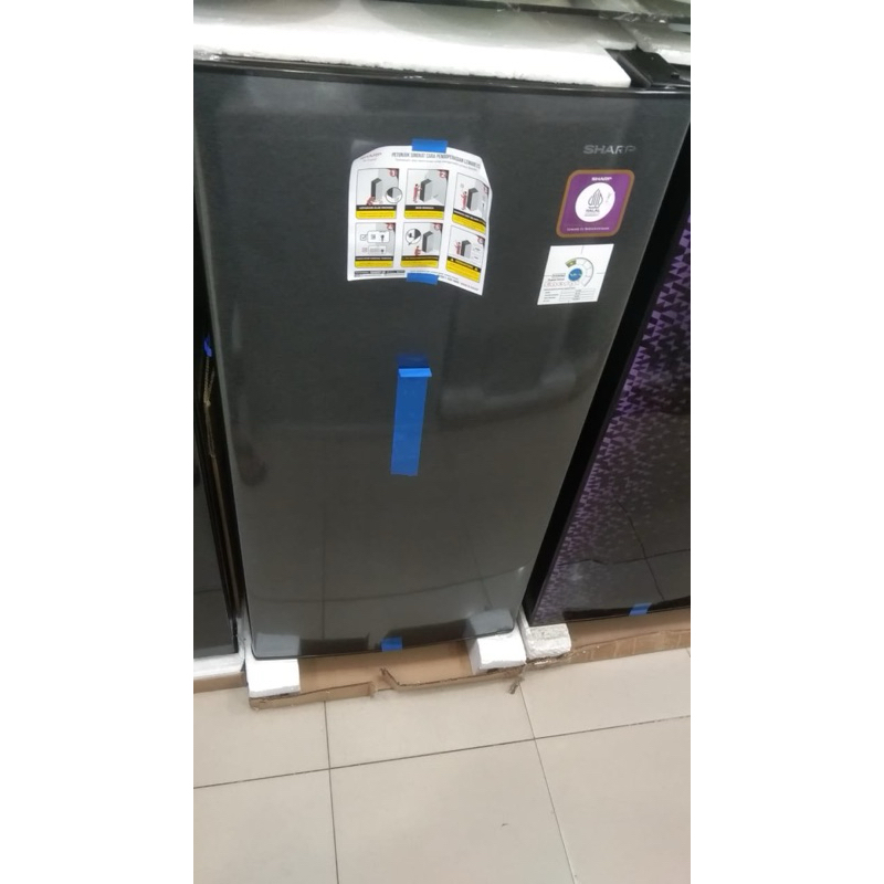 SHARP Kulkas SJ N182