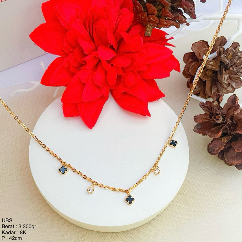 Perhiasan Kalung Emas Vanclef Clover Hitam UBS 8k/375