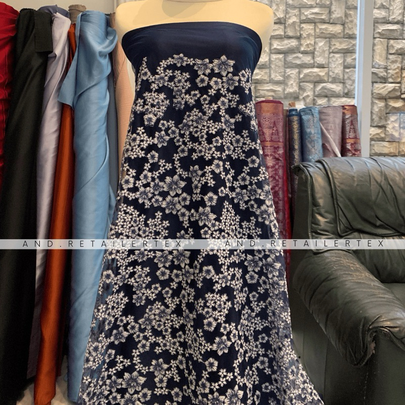 Bahan Kain brukat Mewah Tile Embroidery sakura Motif Bunga Kecil Warna Biru Tua Navy dongker Harga 0