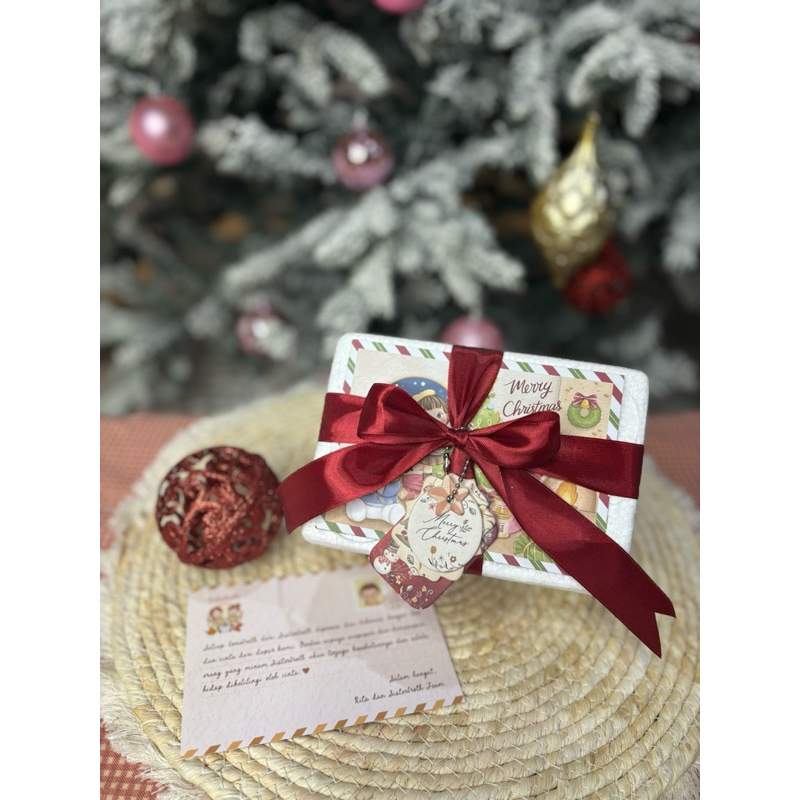 

Christmas Hampers Sisterbroth 2025