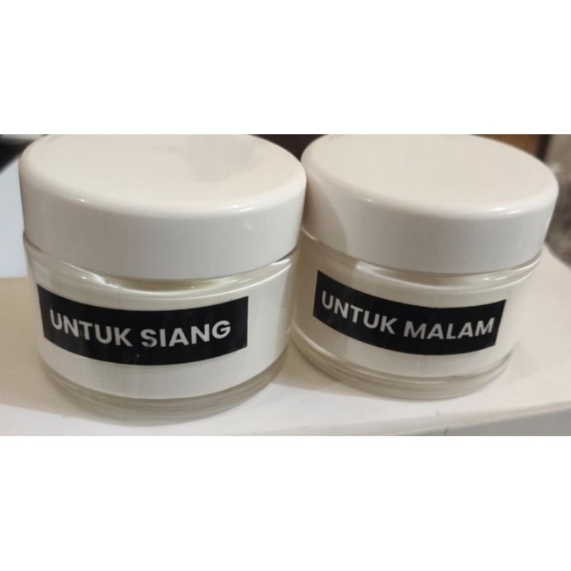 DAY CREAM & NIGHT CREAM, kemasan 50ml. mf