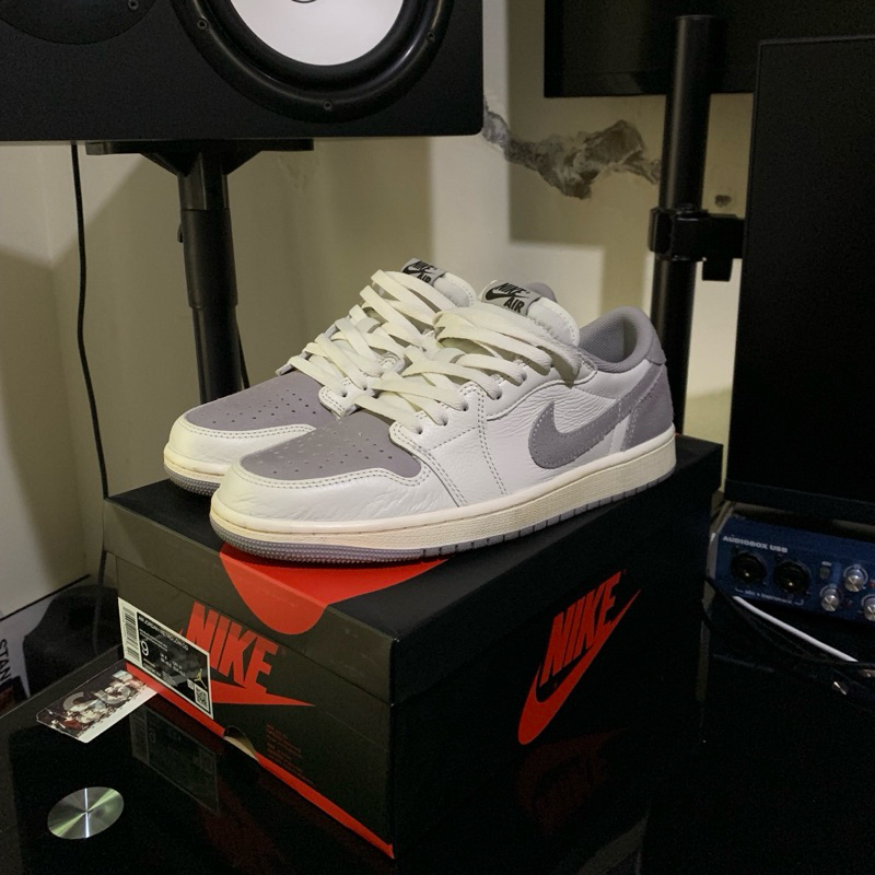 Air Jordan 1 Low OG Atmosphere Grey ORIGINAL PT. Nike Indonesia